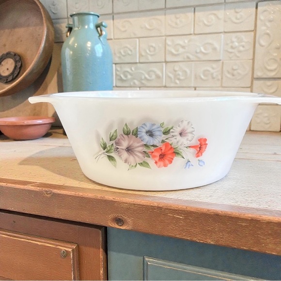 Arcopal Other - Vintage Arcopal France milk glass casserole dish 70s florals French Kitchen Chic